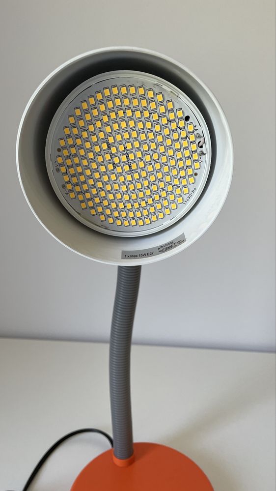 Lampka z żarówką 15w E27 do szklarni