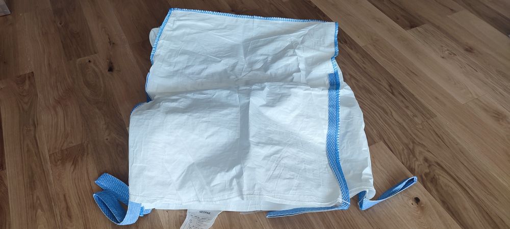 Worek kontenerowy typu BigBag o wymiarach 90x90x120