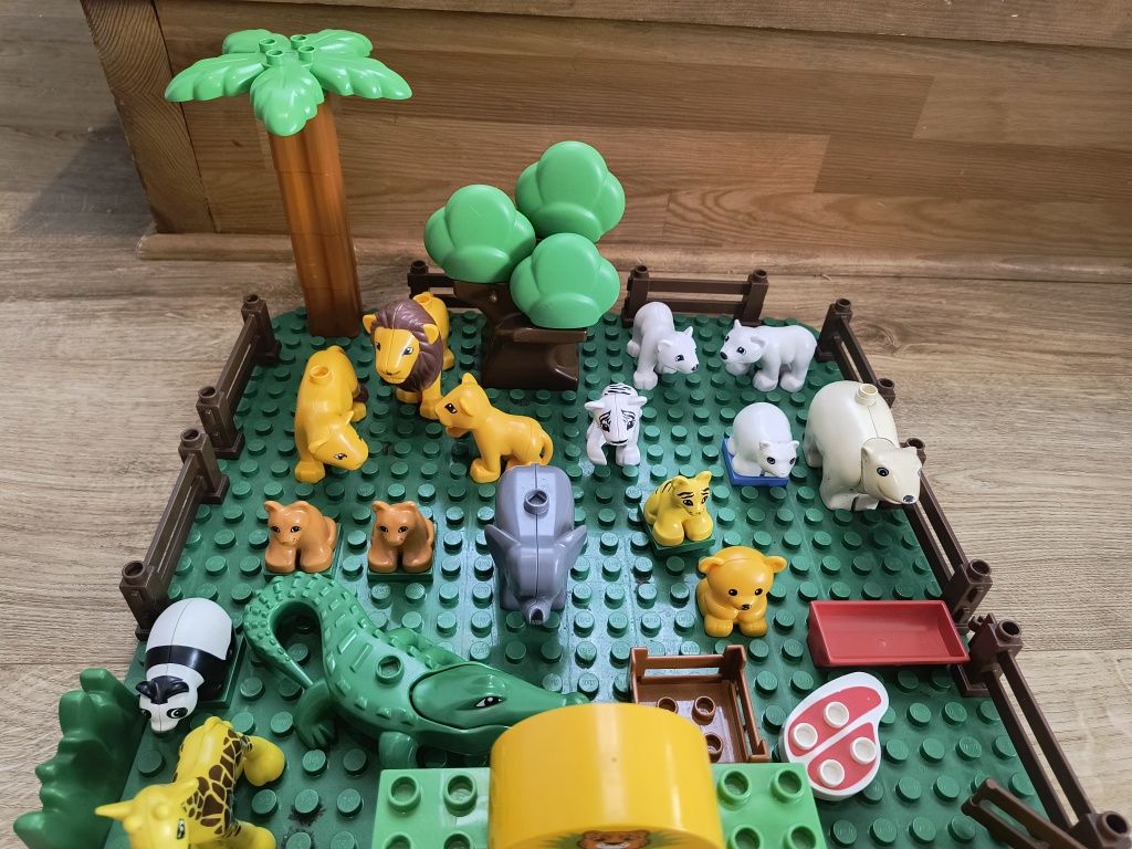 LEGO Duplo zoo, zwierzęta , zagroda , pani zoo,płytka