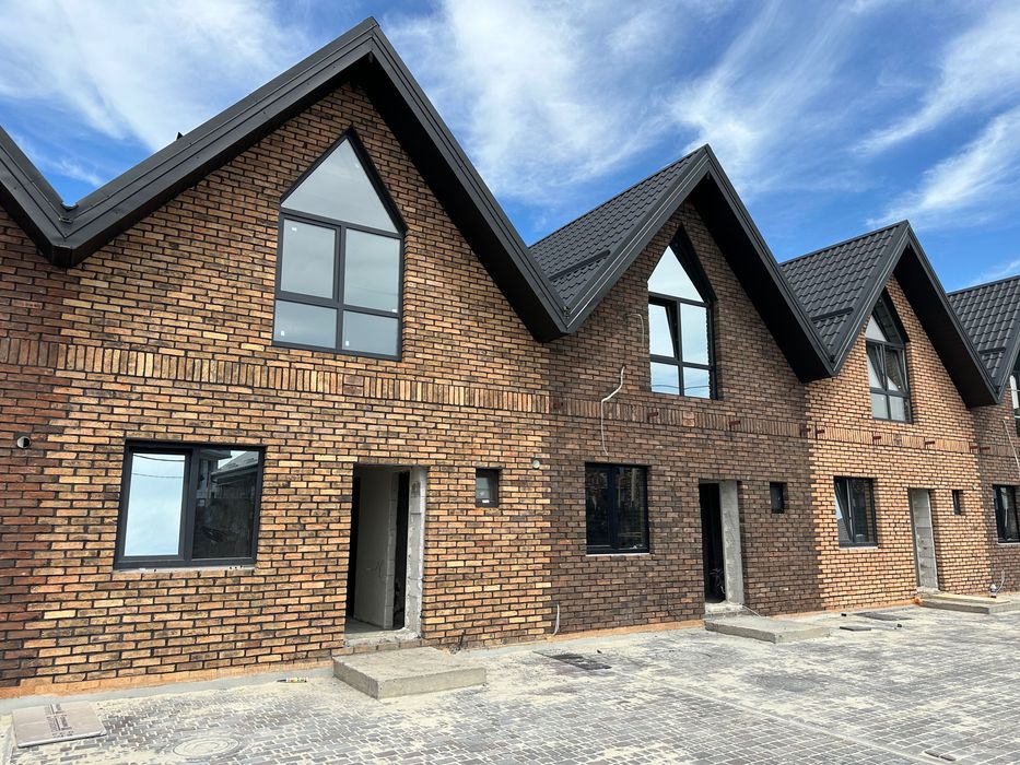 Таунхаус 100м2 з баварської кладки 5 хв від м. Теремки,РОЗТЕРМІНУВАННЯ