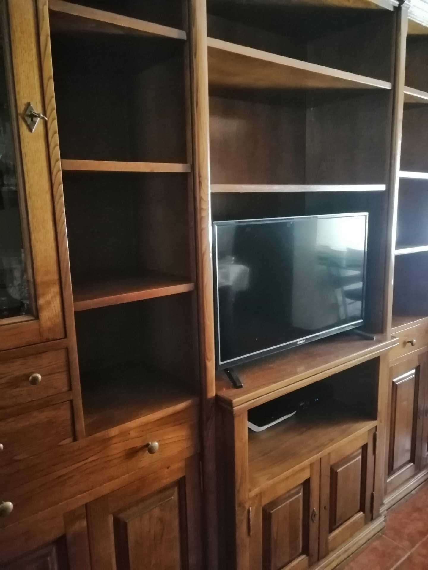 Vendo estante de sala