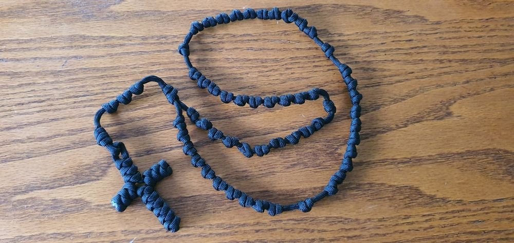 Różniec z paracord