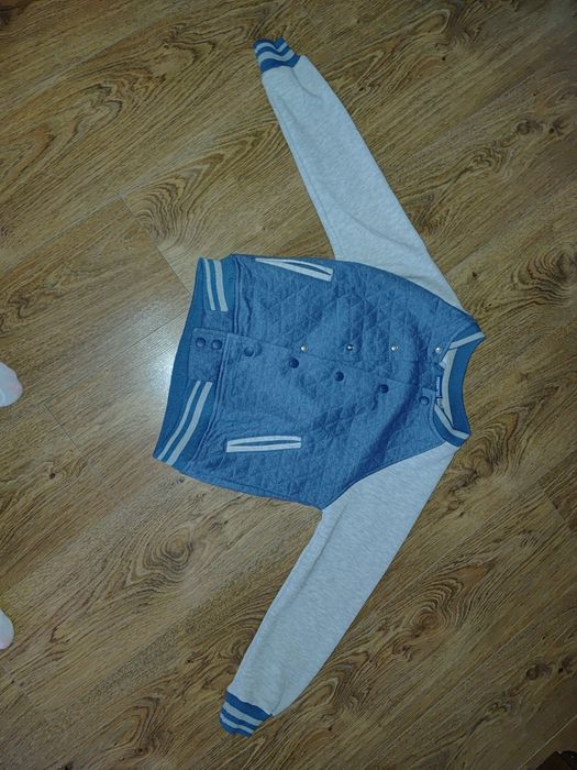 Sweterek dla chłopca 134/140