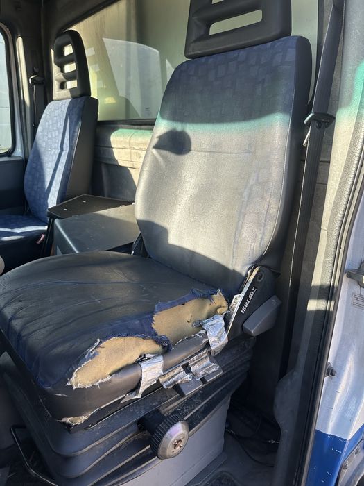 Fotel kierowcy pneumatyczny pompowany iveco daily 3 00-06r