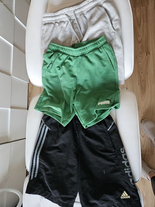 Trzy pary spodenek rozmiar s