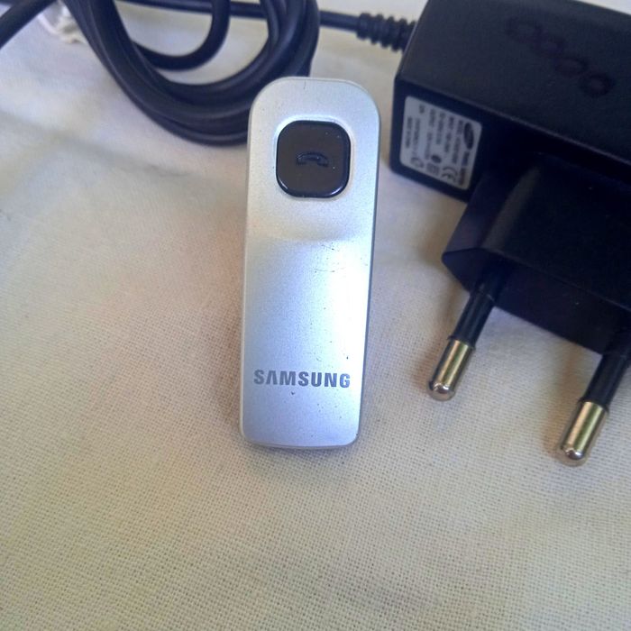 Гарнитура hands free