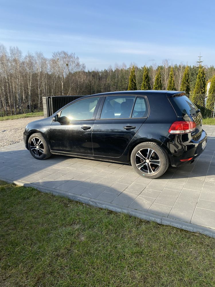 VW Golf 2.0 TDI nowy rozrząd klima alufelgi.
