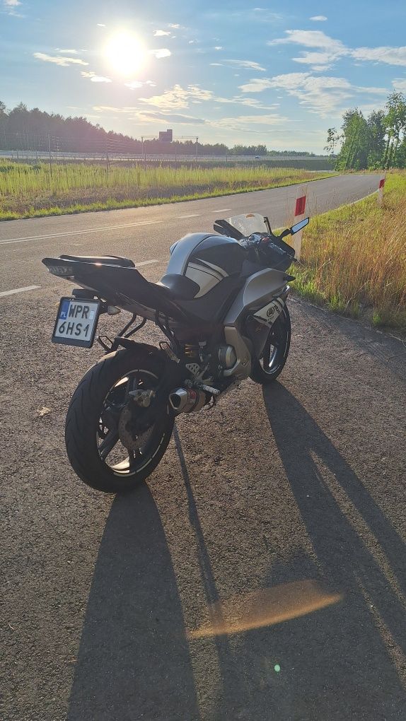 Yamaha r125 niski przebieg