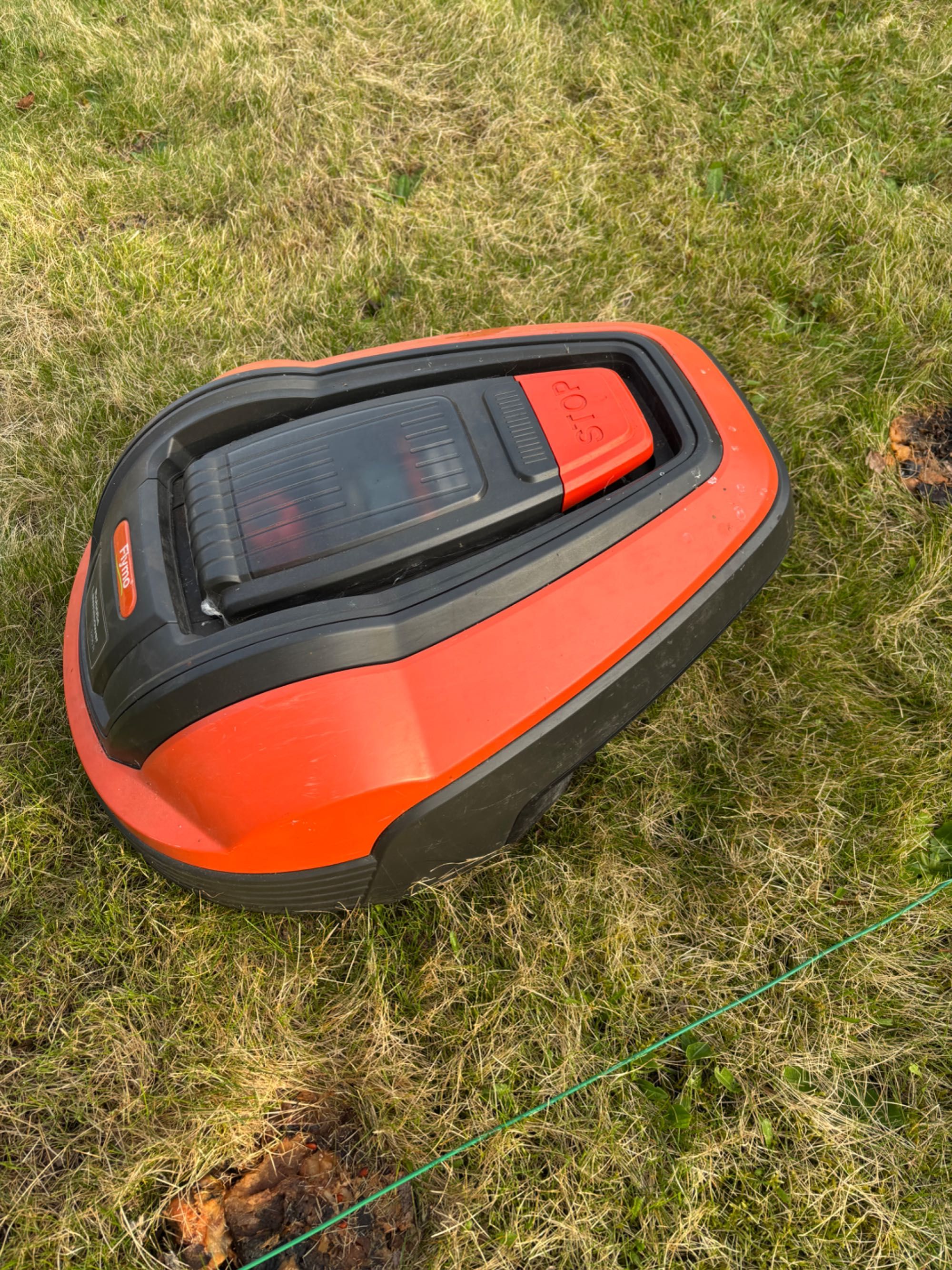 FLYMO 1200R robot koszący