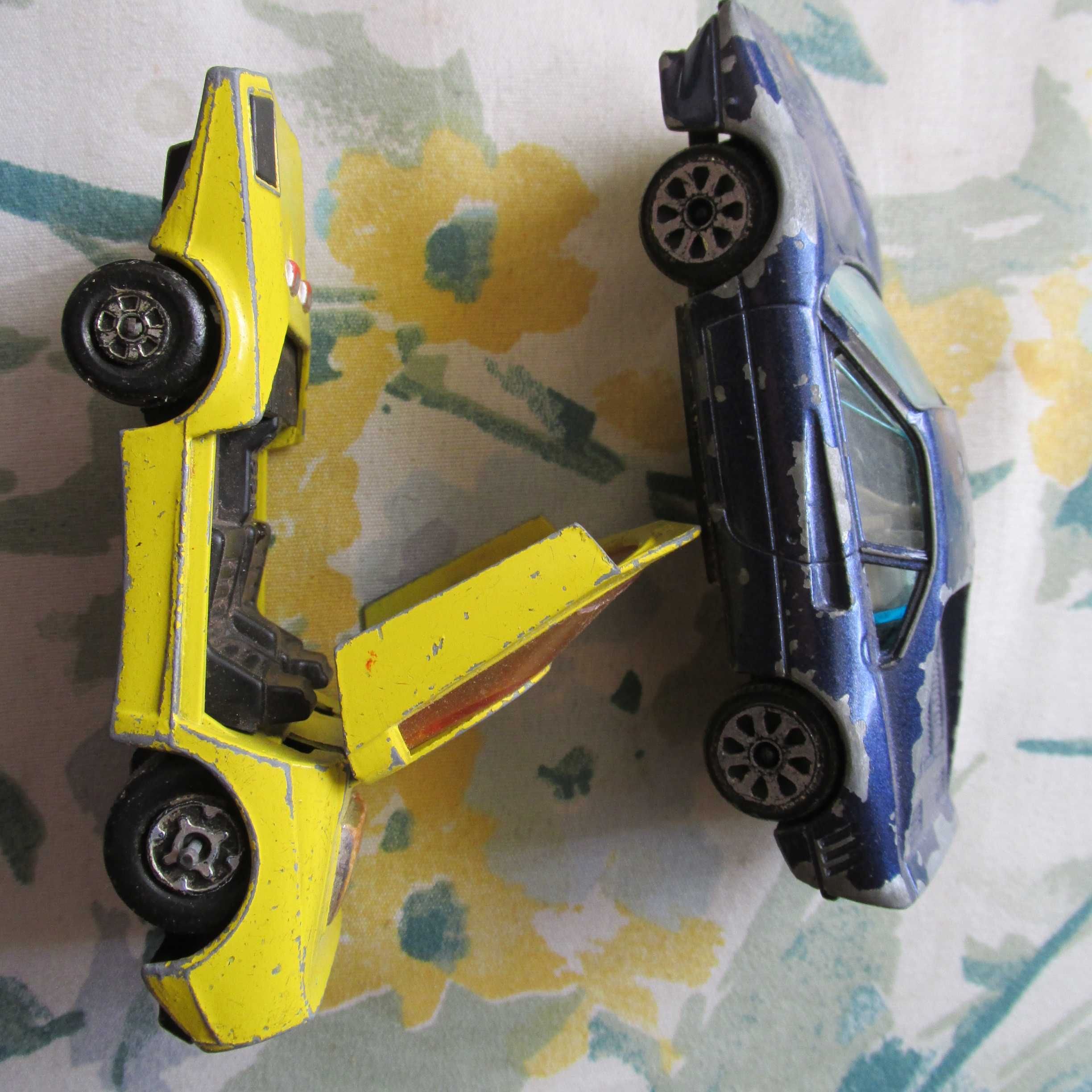 Resoraki Stare -Matchbox Shovel Nose 1971- i -Burago Ferrari Gto 1/43