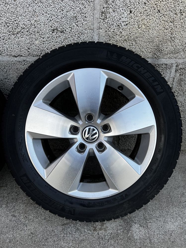 Oryginalne Alufelgi R16 5x112 VW Golf 6 7 8 Letnie 205/55/16 2022r.