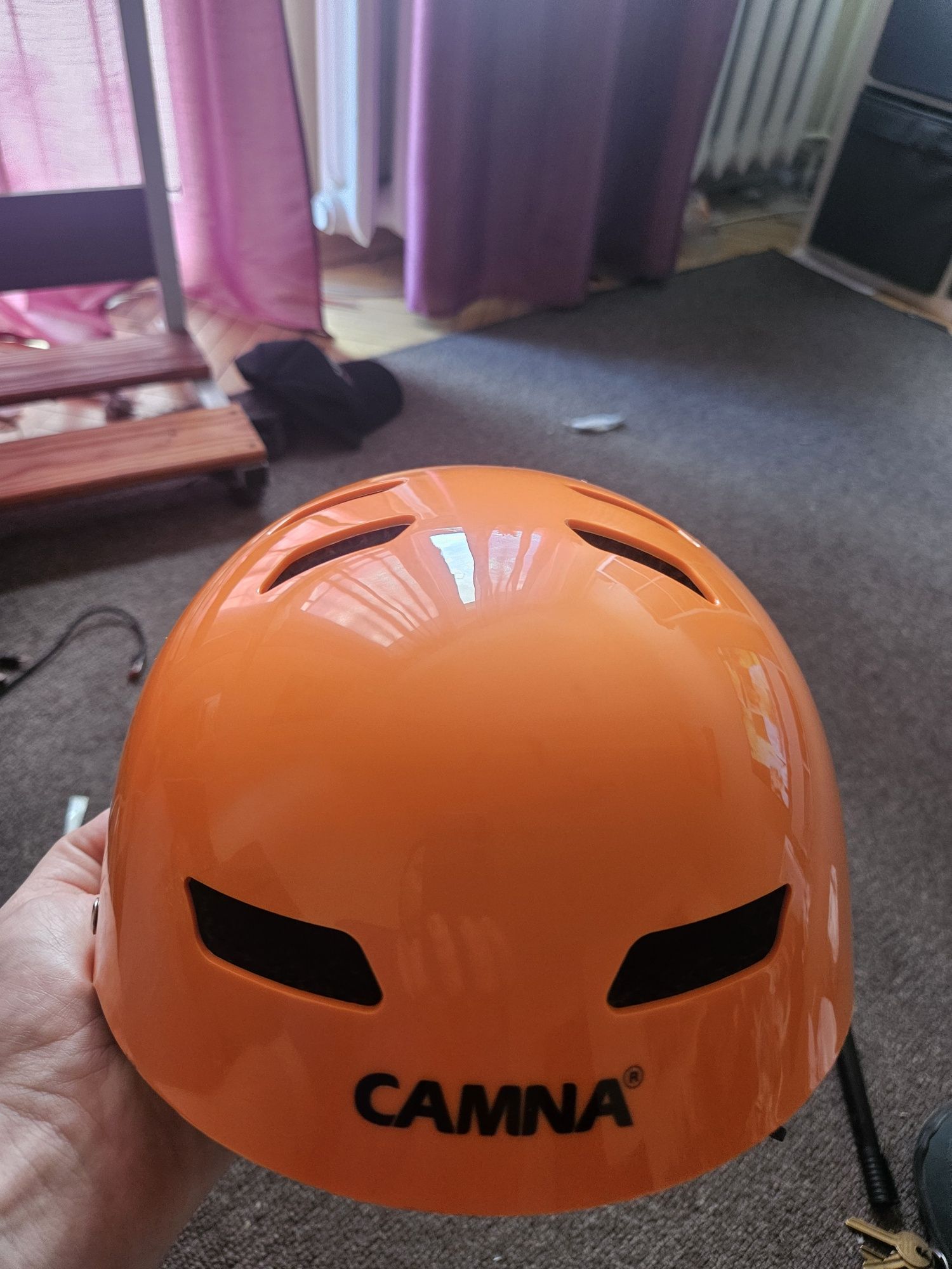Nowy kask wspinaczkowy Gory Tatry Dolomity Alpy