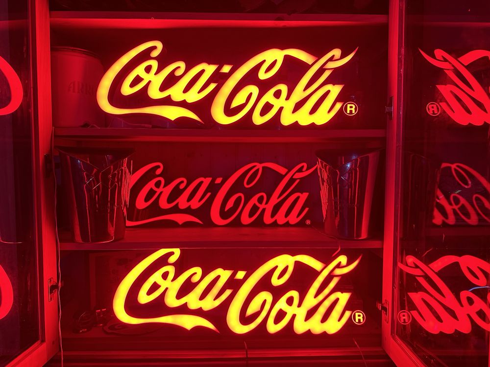 Reclame publicitario led da coca cola
