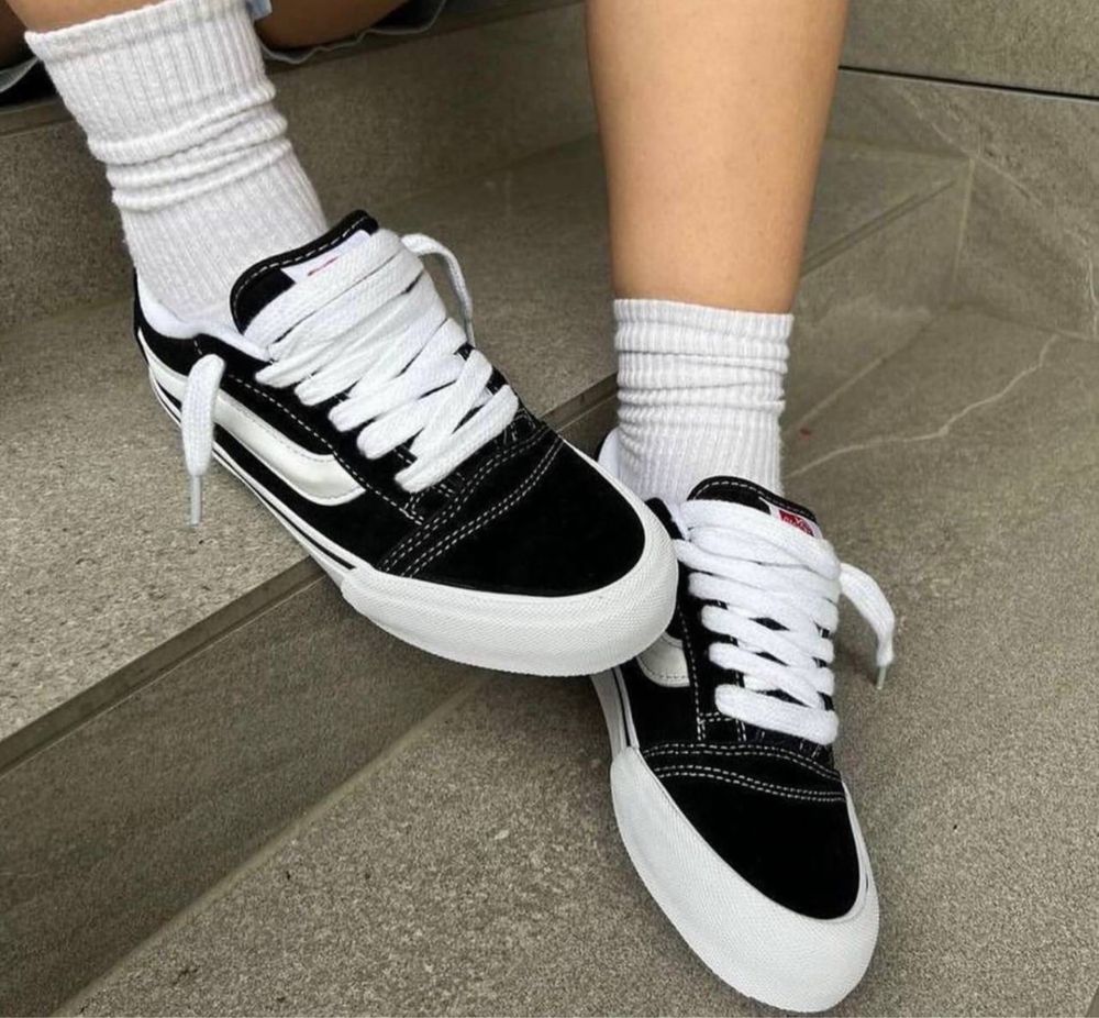 Кросівки Vans Knu Skool, Ванси в чорному кольорі