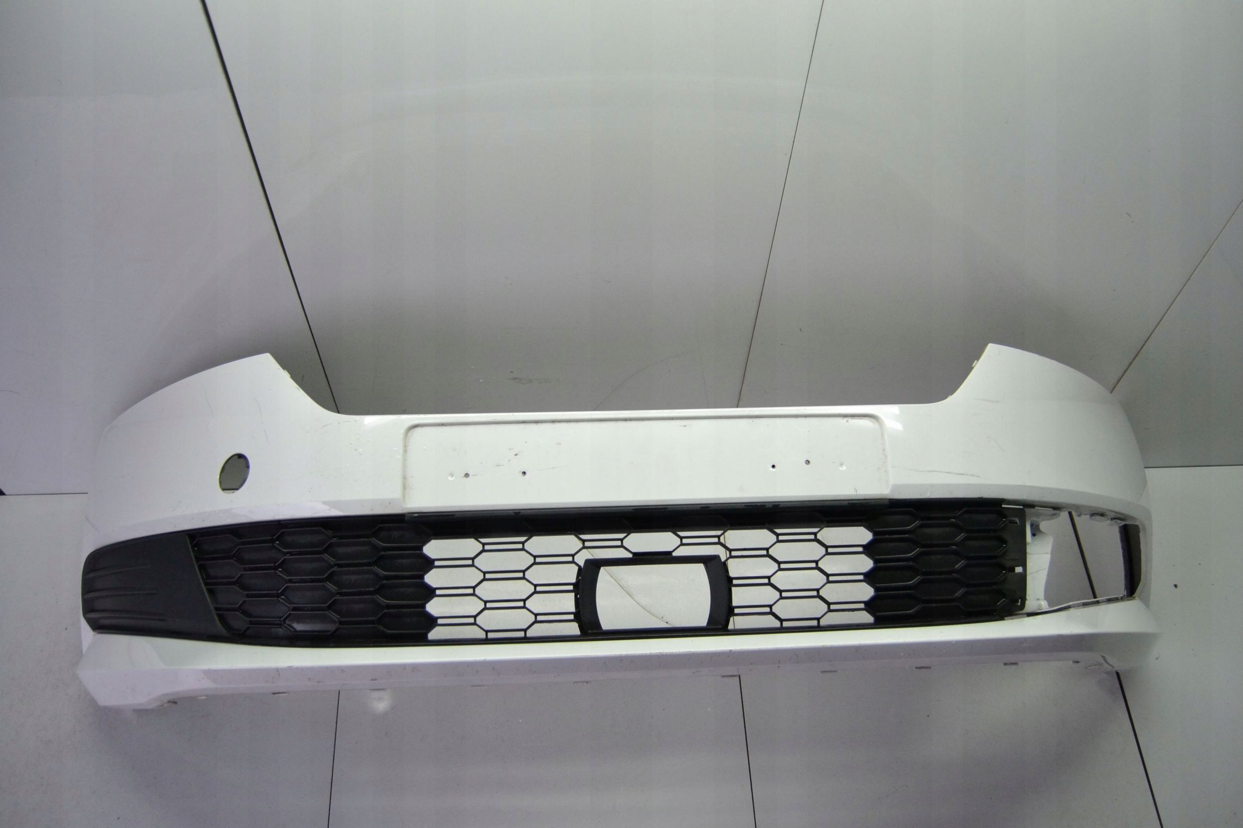 Skoda fabia Mk3 (nj) 2018 zderzak przedni