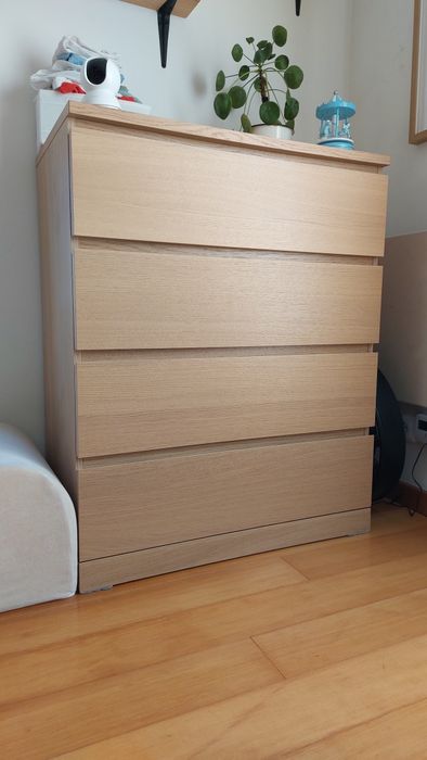 Cómoda Malm carvalho