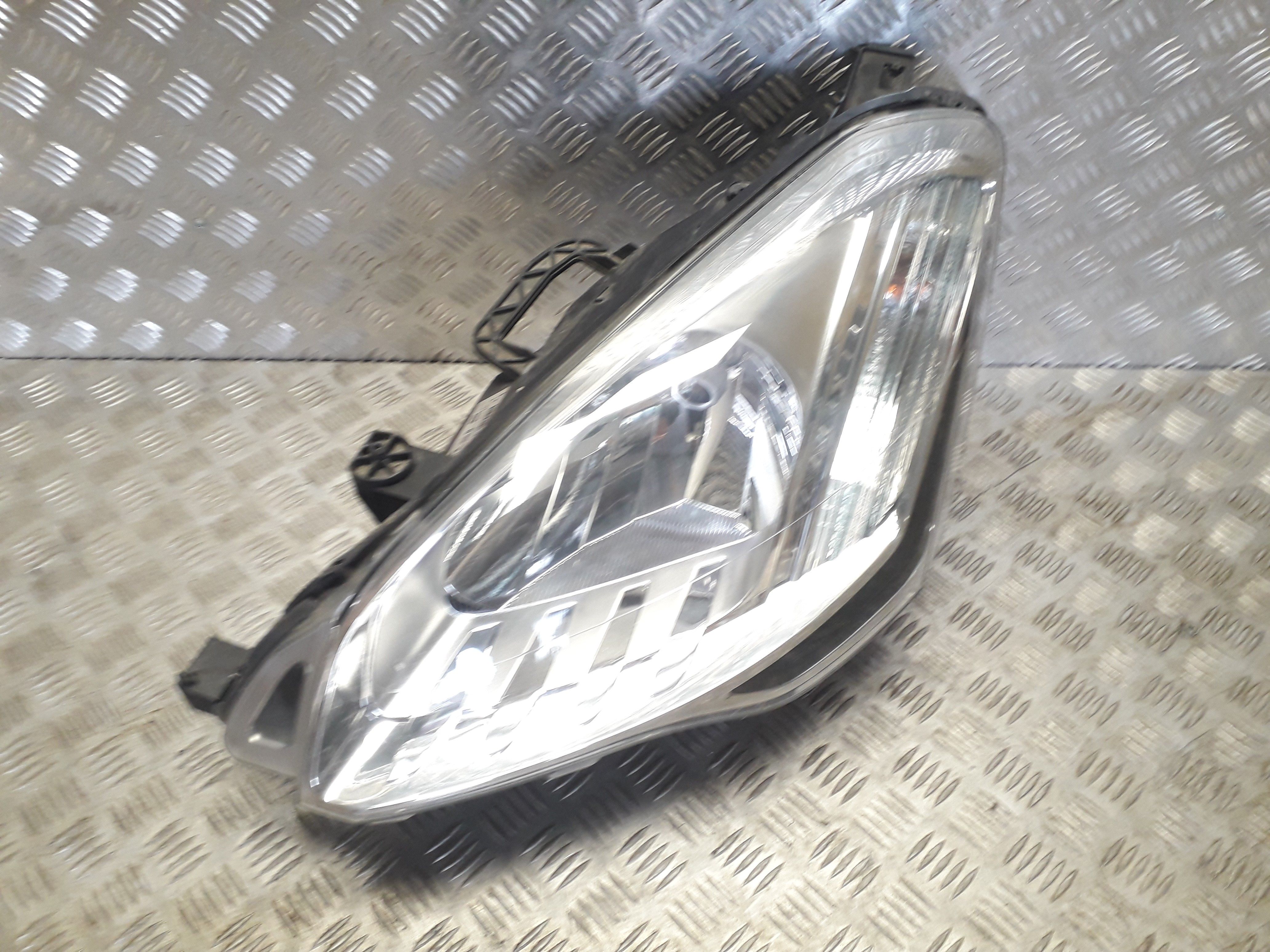 Citroen berlingo partner iii lift lampa przód lewy eu