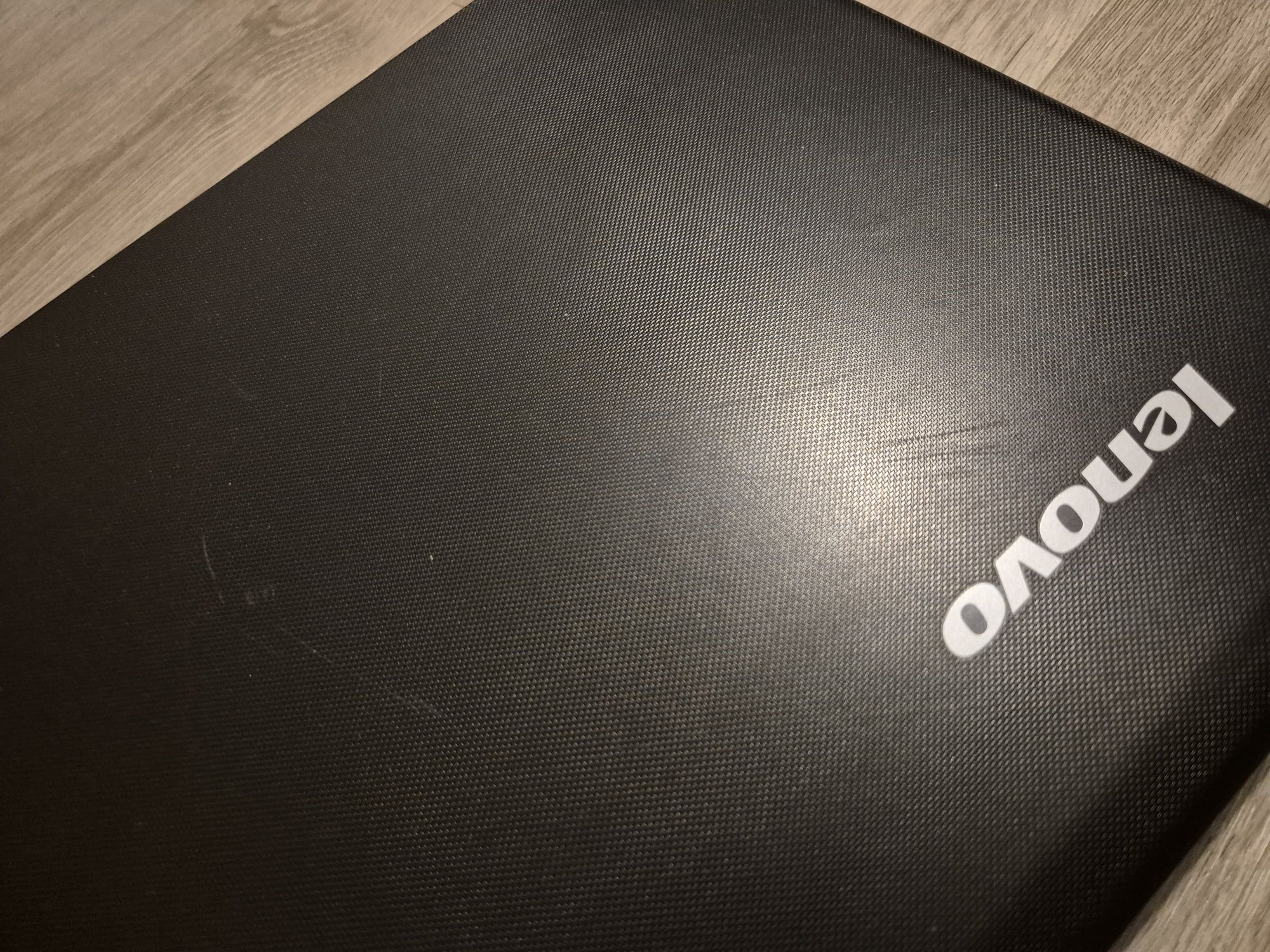 Laptop Lenovo G510 czarny i3