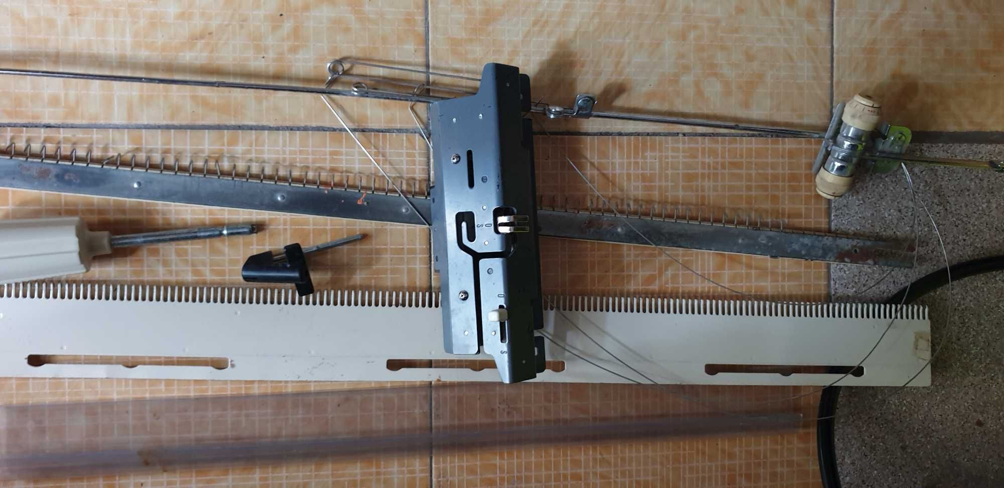 Продам ткацкий станок, запчасти.