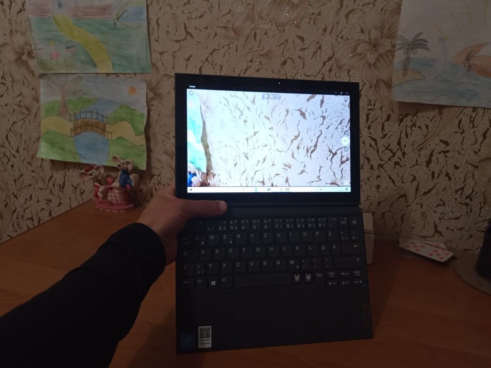 Ноутбук-планшет Lenovo ideapad Duet 3 практично новий