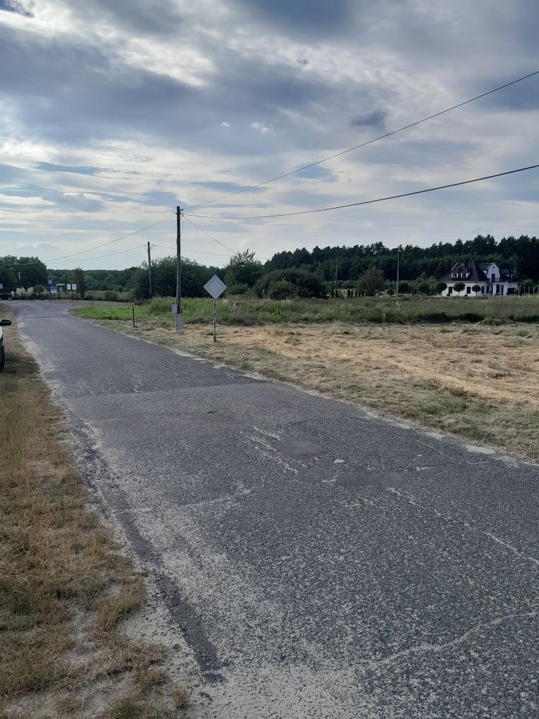 Działka 13 arów,Miłcz gm.wołów