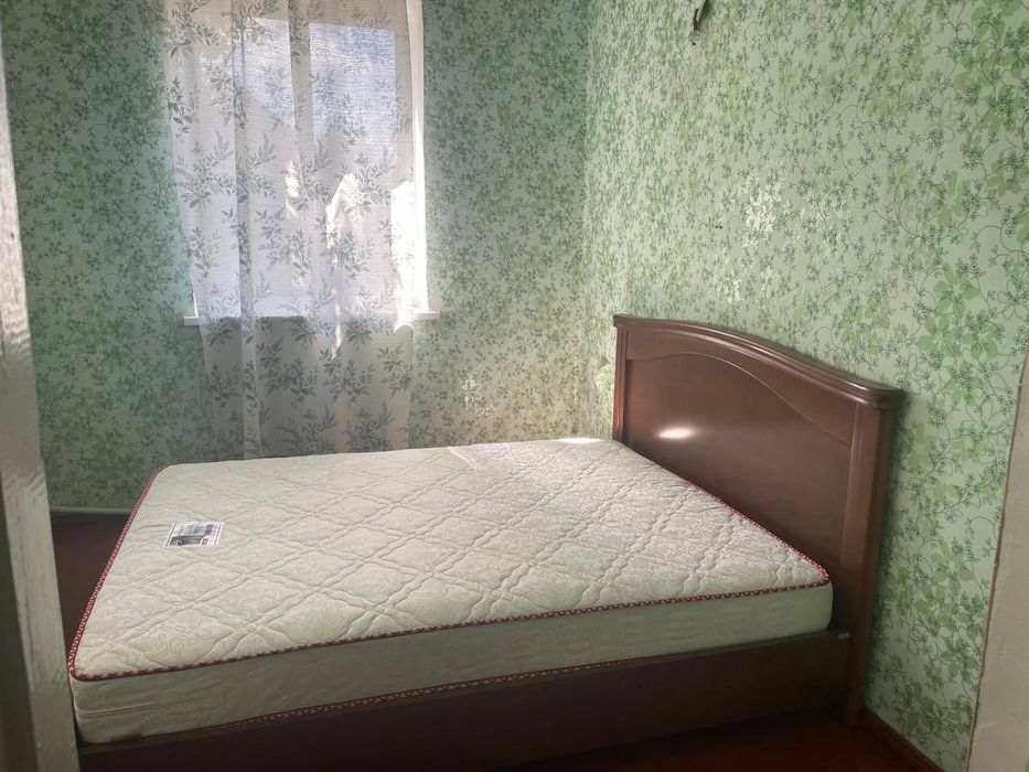 Продам дом в селе  Казначеевка