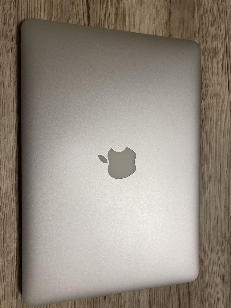 Macbook Pro 13 Retina ,2015 ( i5,8Gb,SSD 256)  350$,найнижча ціна