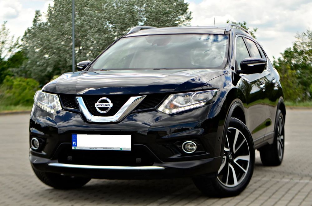Nissan X-Trail Ledy Panorama Kamera GrzanyFotel MartwePole