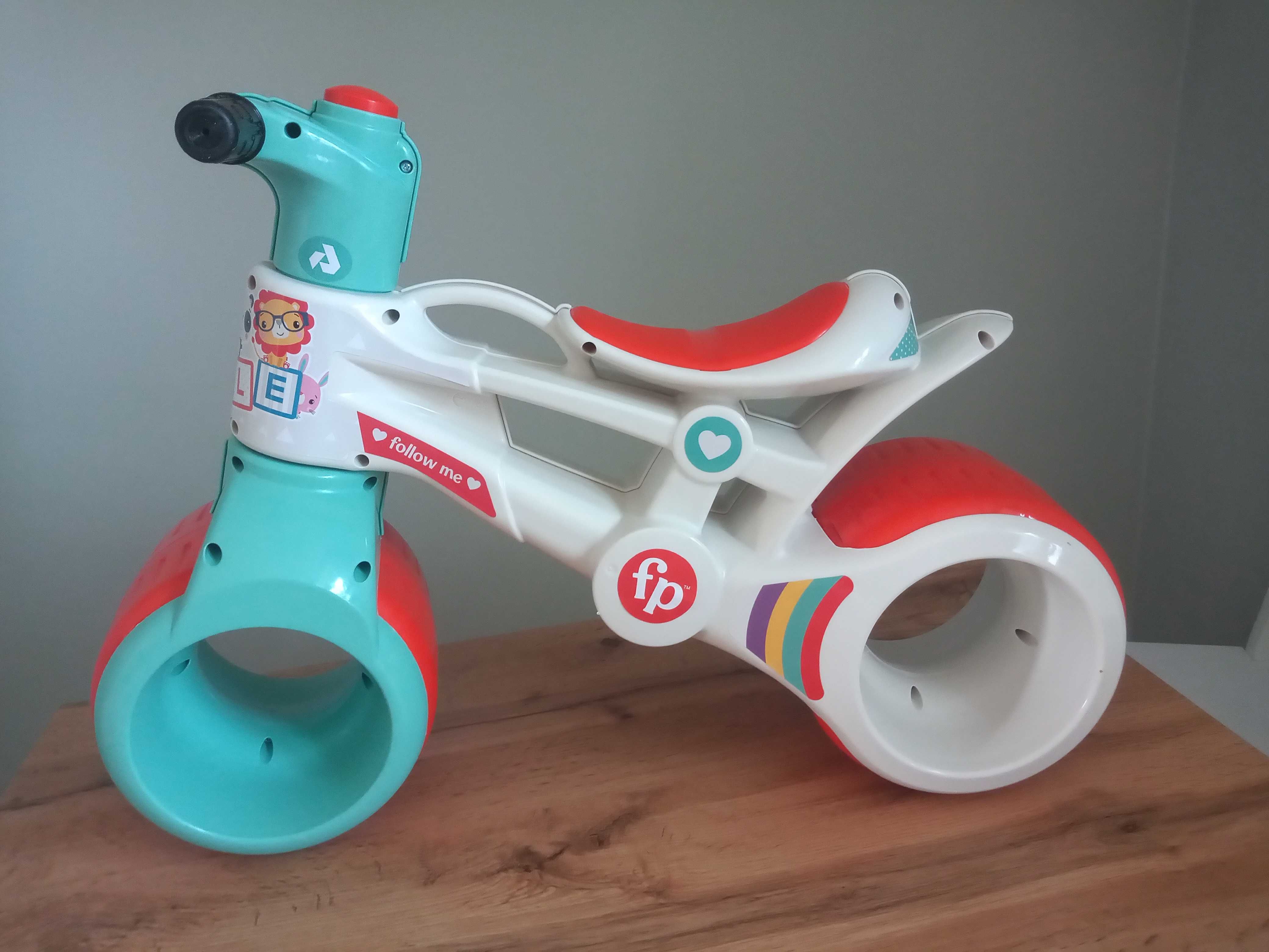 Jeździk biegowy rowerek biegowy fisher price