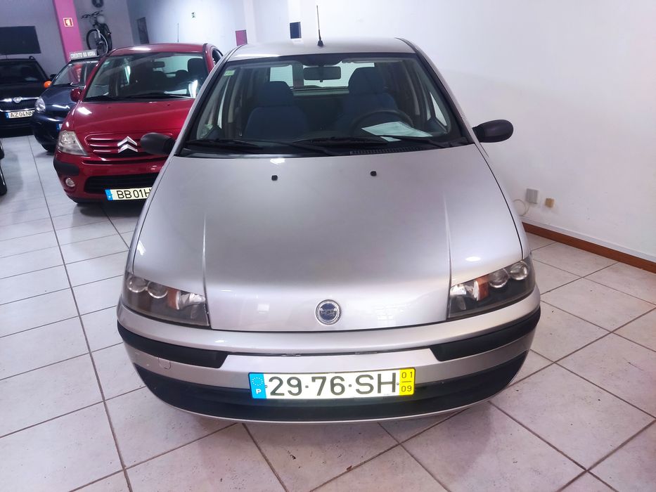 Fiat Punto CAIXA AUTOMÁTICA SÓ 3250€
