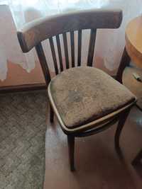 Stolik plus krzesła