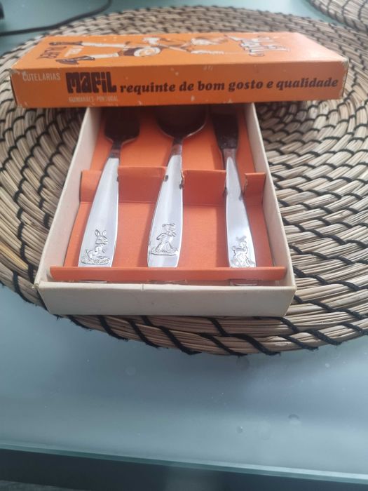 Vintage Conjunto de colheres infantil Mafil Guimarães portugal