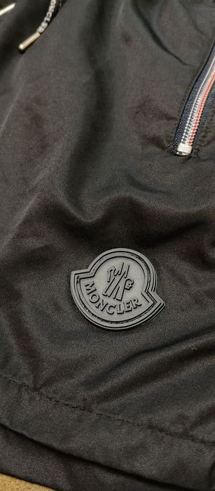 Moncler мужские шорты (оригинал), состояние 9/10