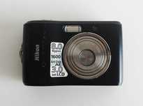 Câmara digital compacta Nikon Coolpix L18 avariada