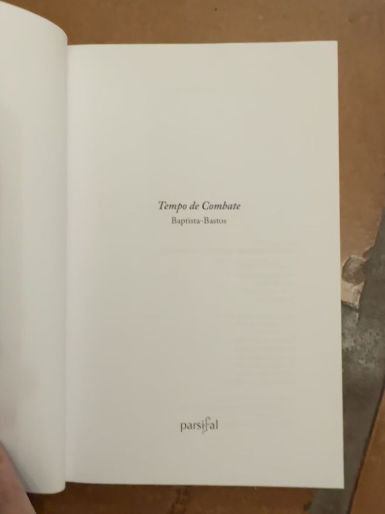 Livro Tempo de Combate de Baptista-Bastos