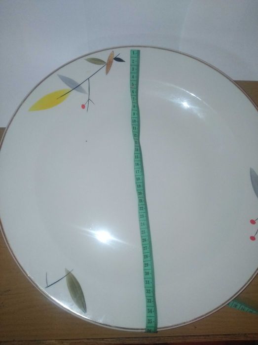 тарелки большие блюда (4шт)