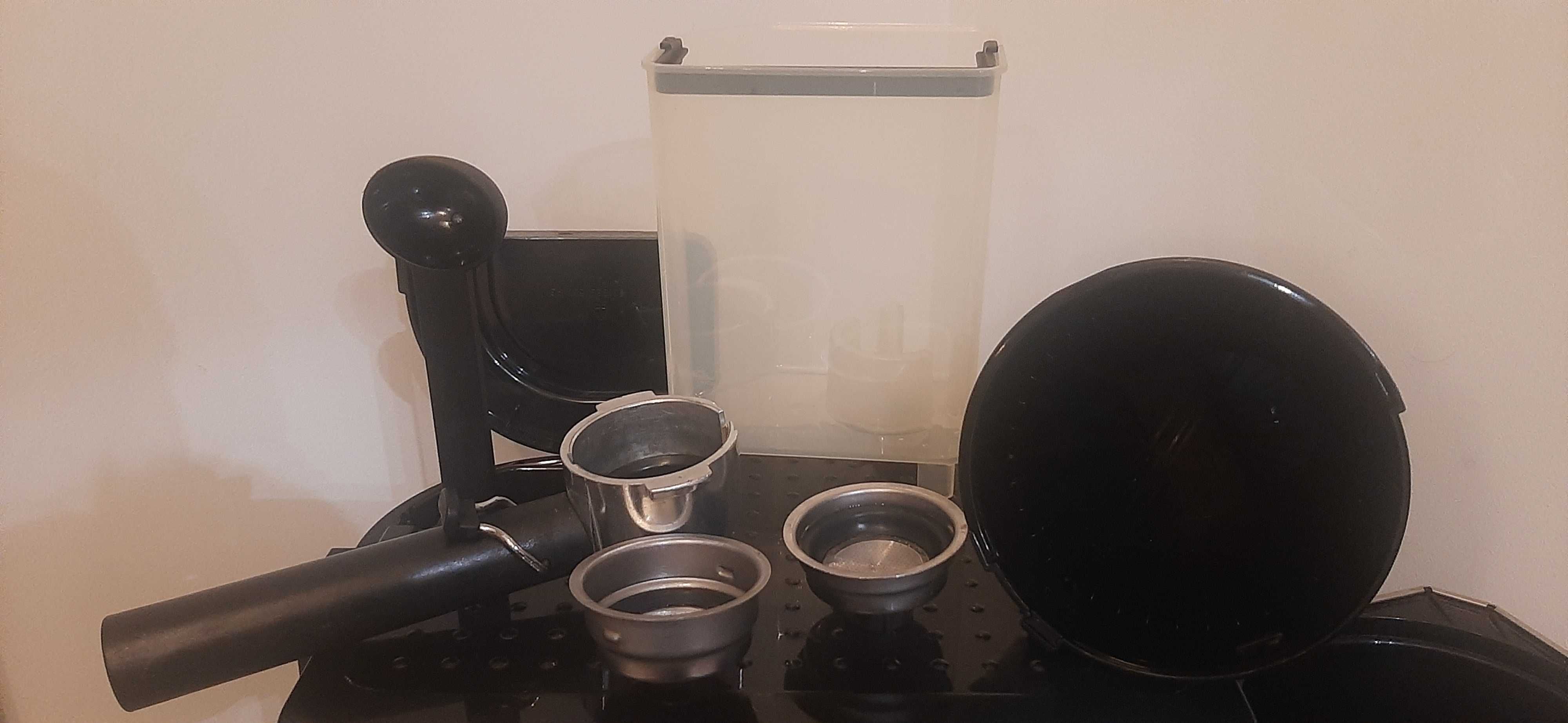 Ekspres DeLonghi