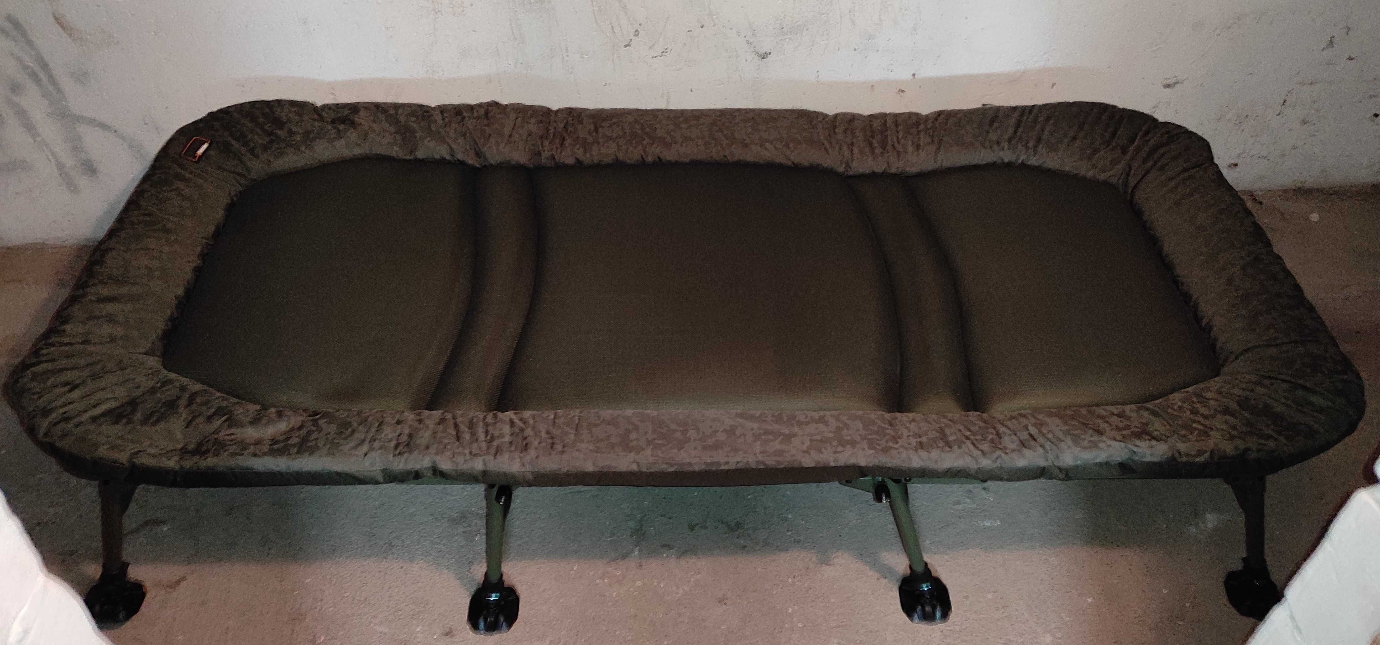 Łóżko Prologic Inspire Daddy Long 8 Leg Bedchair z pokrowcem