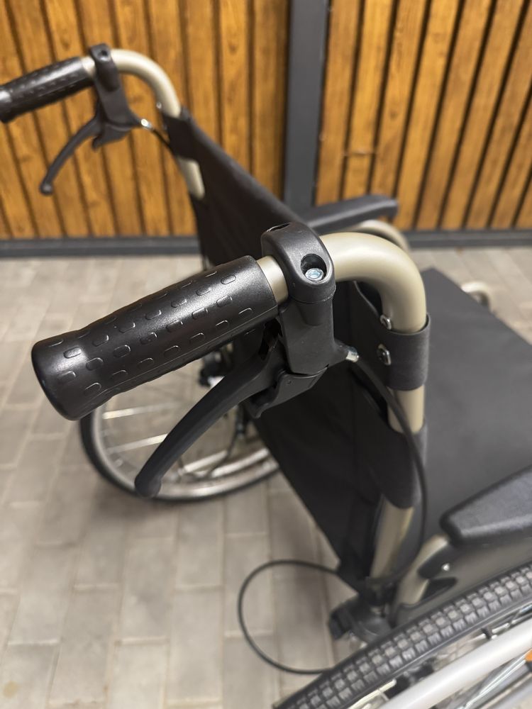 Sprzedam wózek inwalidzki Rehasense icon 20
