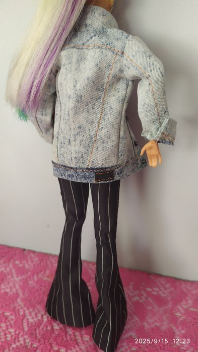 Ubrania dla lalek Barbie
