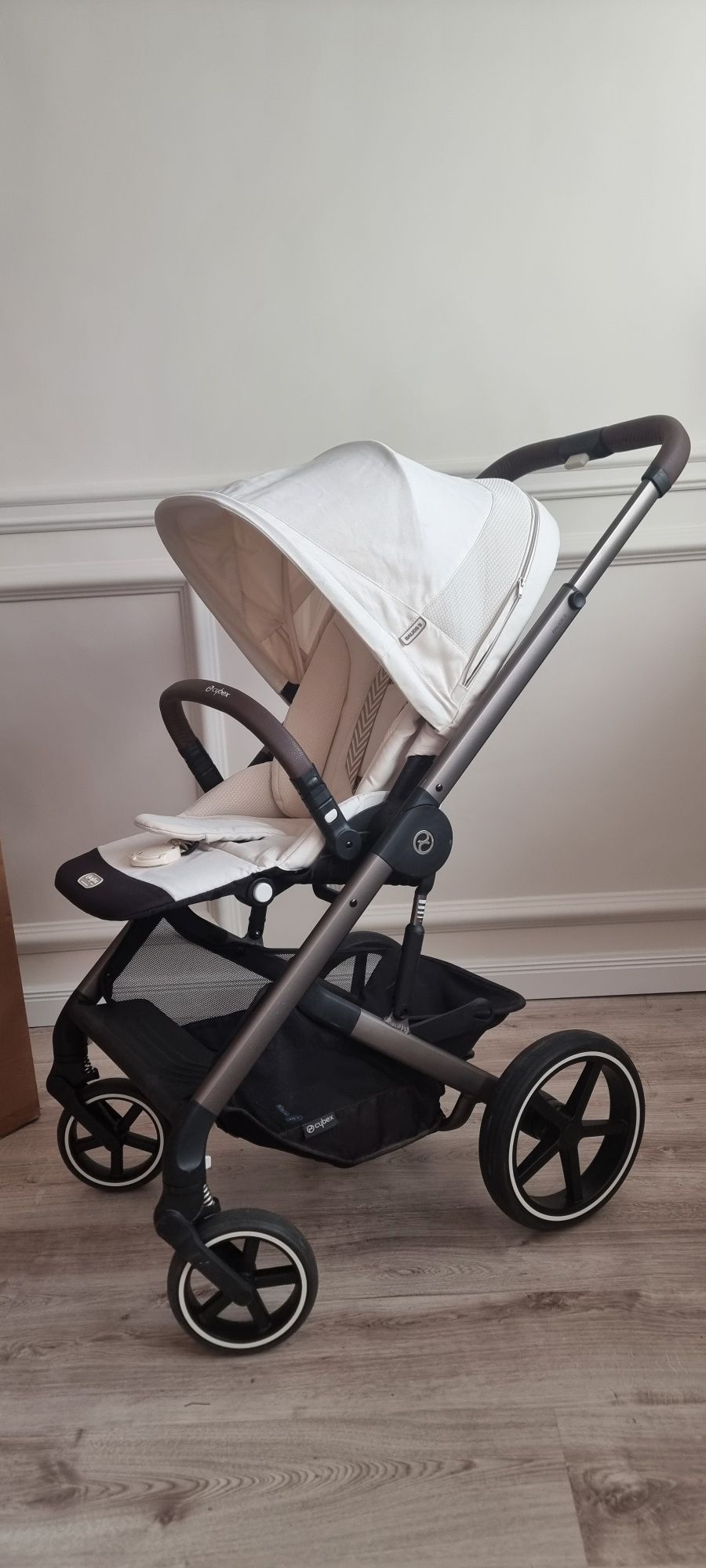 Cybex Balios S Lux - Biały 2.0
Wózek w świetny