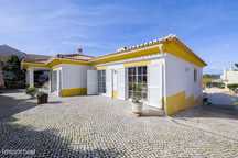 Moradia Com 3+1 Quartos E Garagem Em Lagos