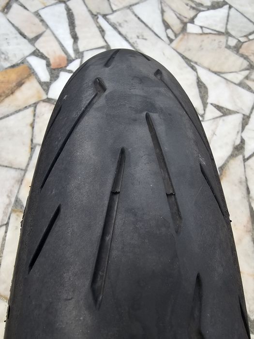 Pneu pirelli rosso corsa II ,  120/70 zr17