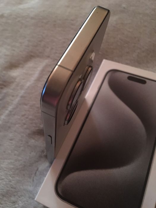 Apple iPhone 15 Pro White Titanium 128GB Neverlock