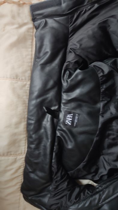 Женский жилет Zara из искусственной кожи