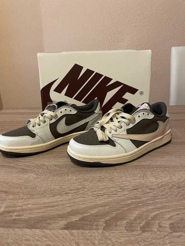Jordan 1 Retro Low OG SP Travis Scott Reverse Mocha R.41