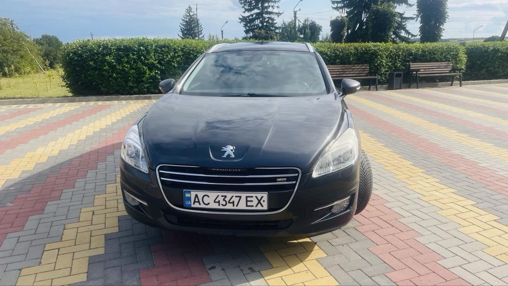 Продам Автомобіль пежо