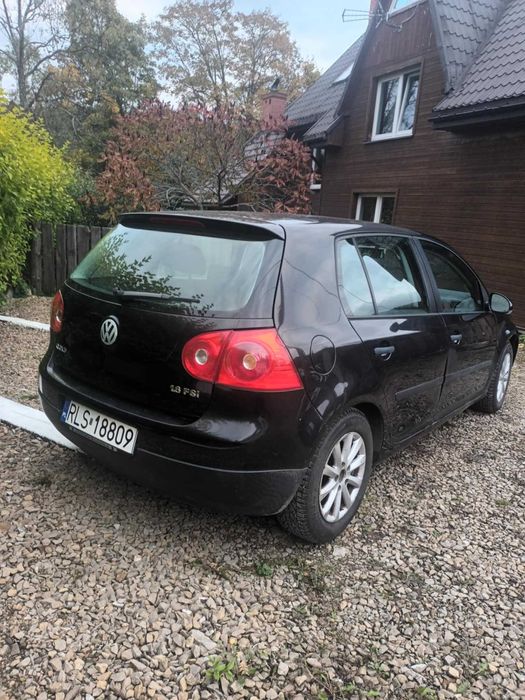 VOLKSWAGEN GOLF FSI 1.6/ samochód osobowy /Wetlina / tani używany /