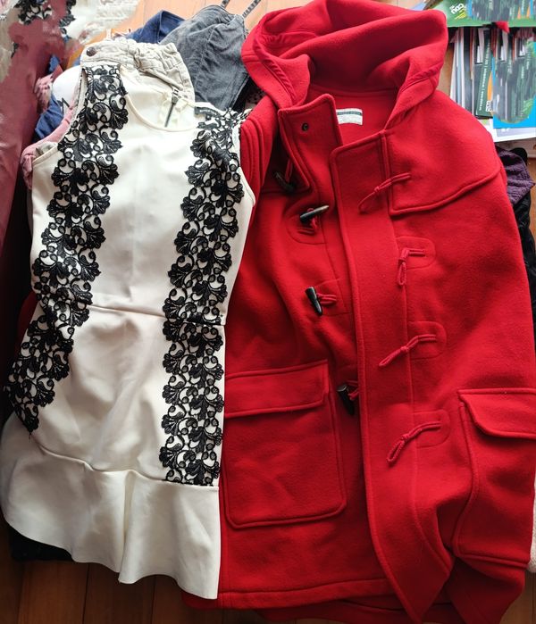 Lote de roupa usada para 16 anos