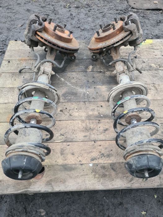 Передні стойки амортизатор супорт ступиця цапфа Chevrolet Lacetti 1.6